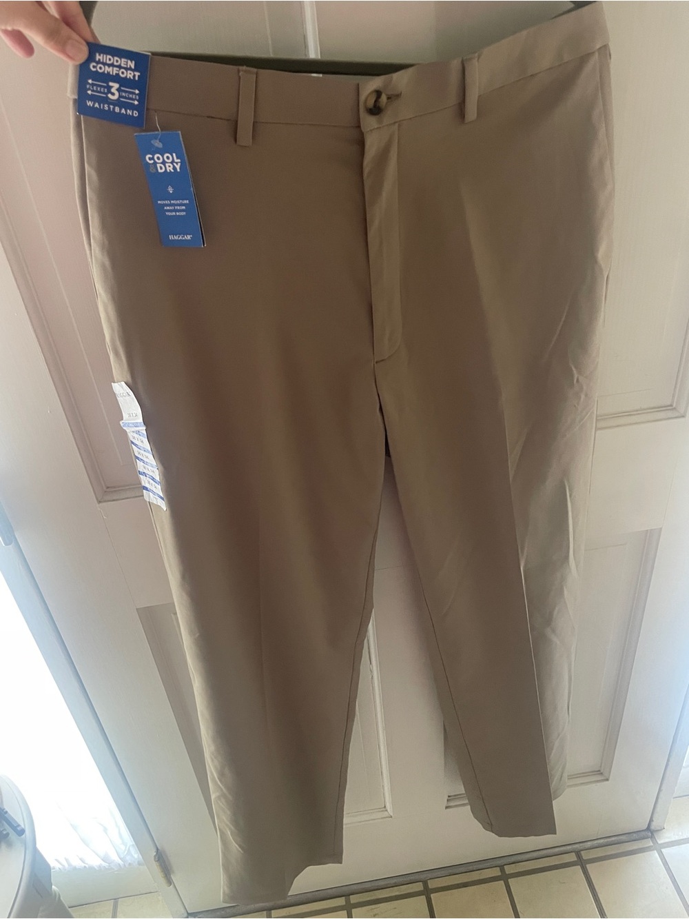 Haggar Cool & Dry Men's Khaki Chinos - Tan